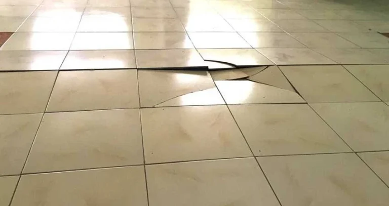 بررسی علل بلندشدگی و بادافتادگی سرامیک
